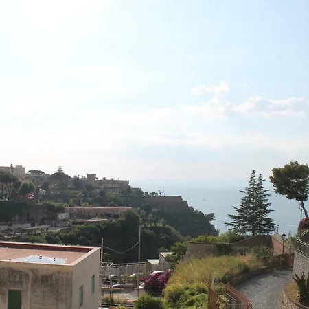 Aequa 3* Vico Equense