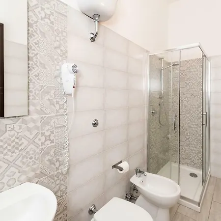 Aequa Guest house 3*